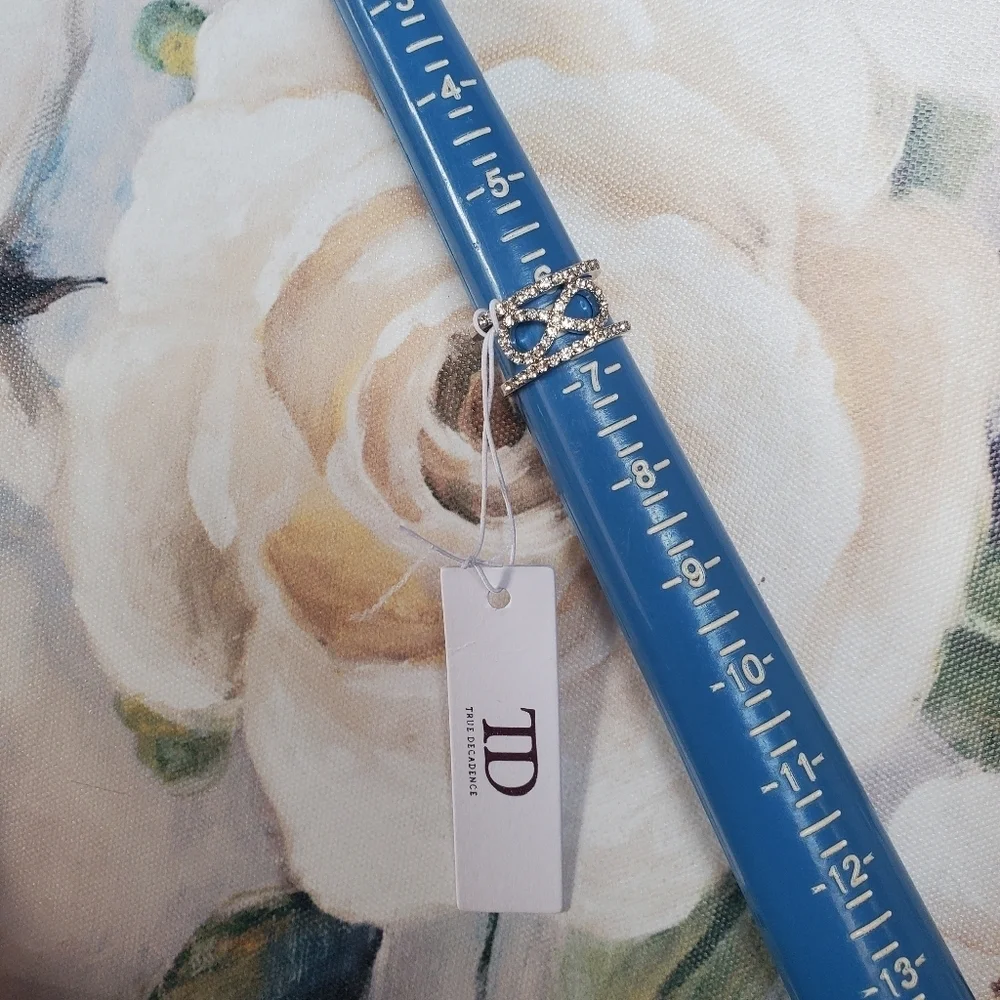 🆑️ TRUE DECADENCE | Bow Detail Ring sz 6.5
